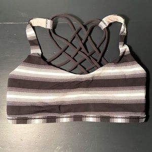 Lululemon Free to Be bra